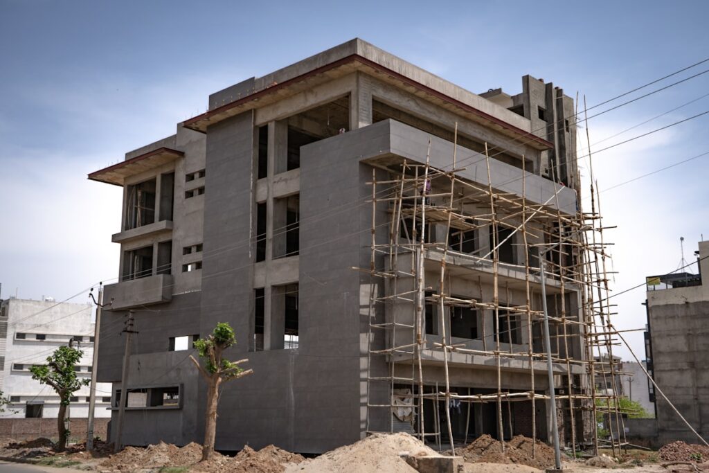 Propaganda Enganosa de Construtora: Você Pode Cobrar Pelo Que Foi Prometido